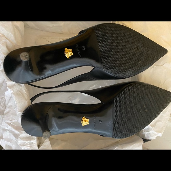 Versace Safety Pin slingback pumps - Picture 4 of 6